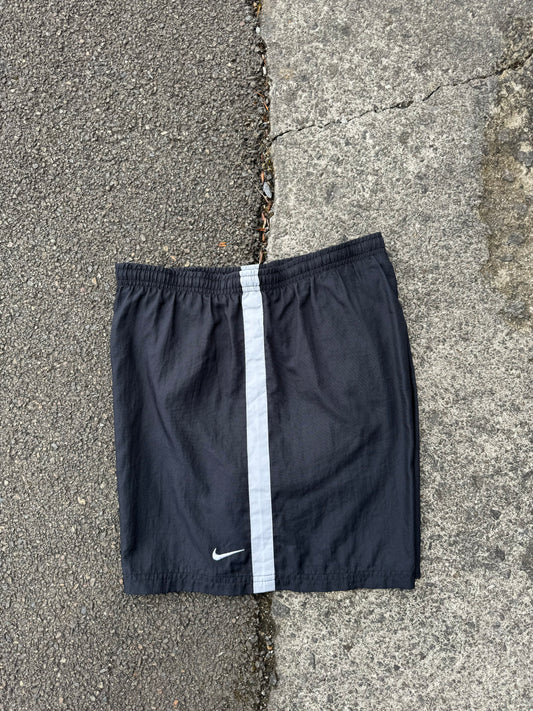 00’s Black / Grey Nike Shorts