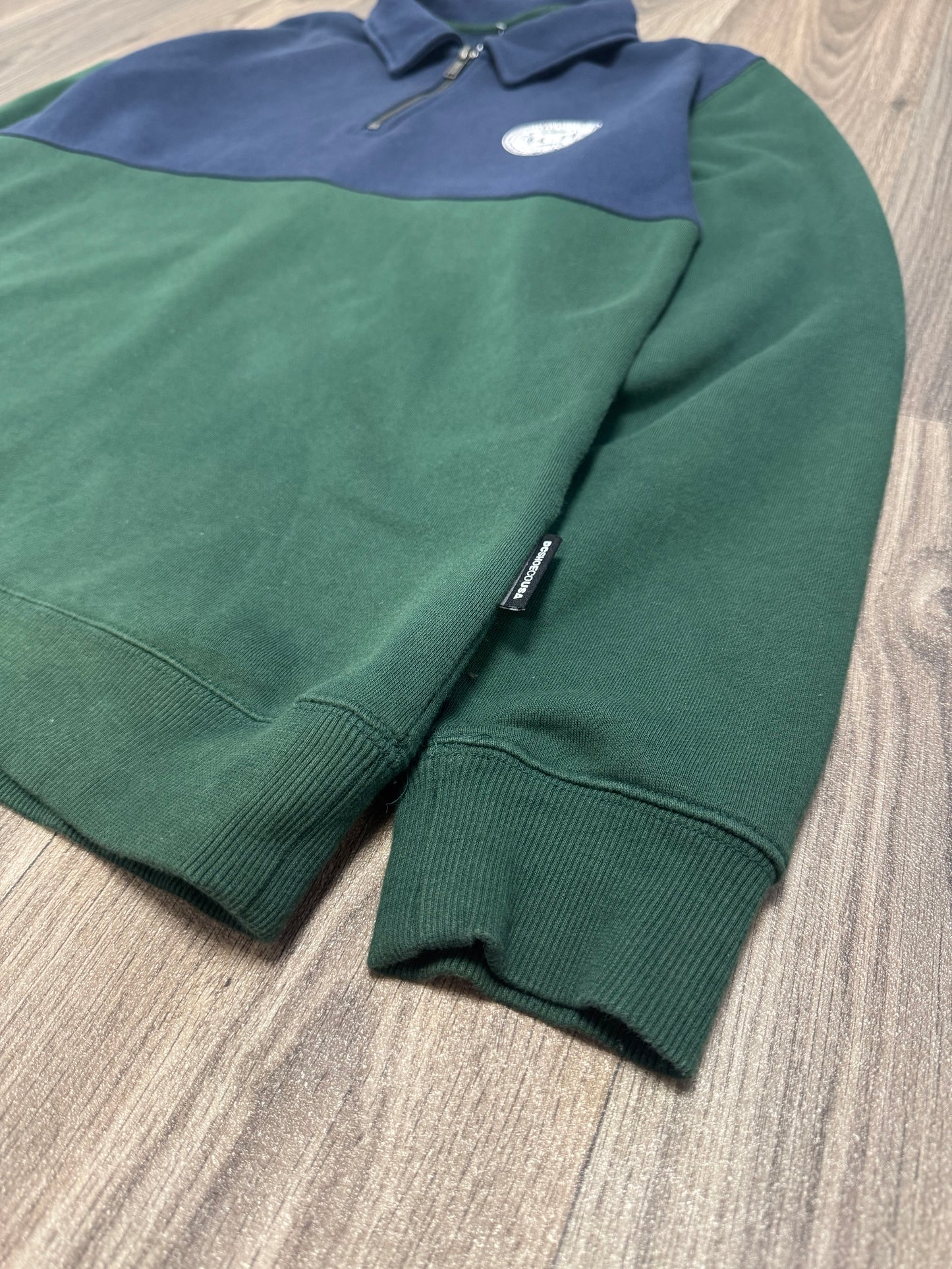 DCShoecoUSA Navy and Green 1/4 Zip