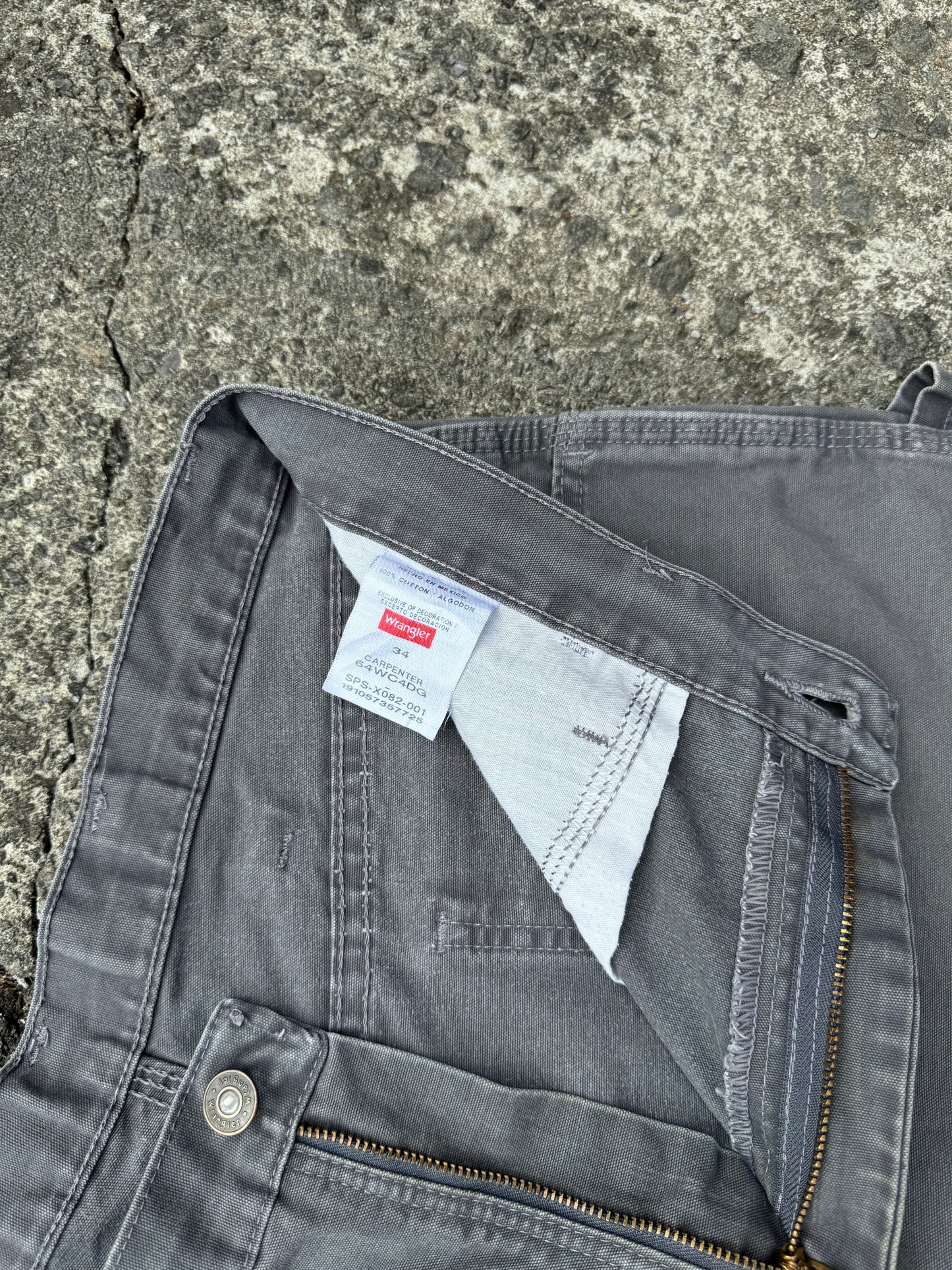 Grey Wrangler Carpenter Shorts