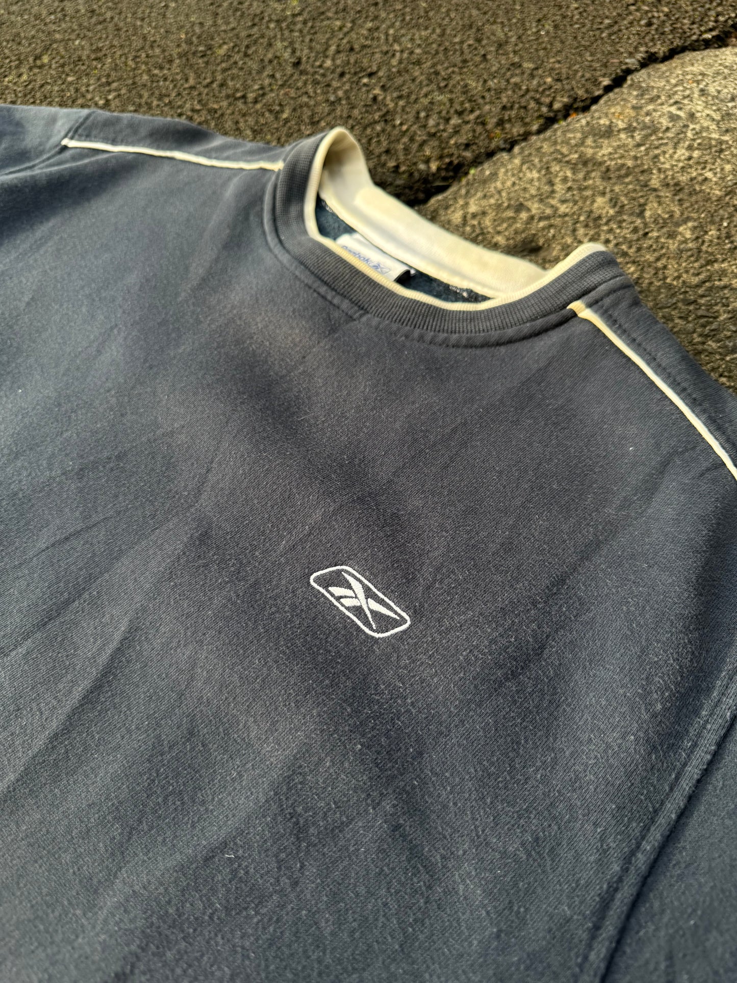 Vintage Reebok Embrodered Small Logo Sweat