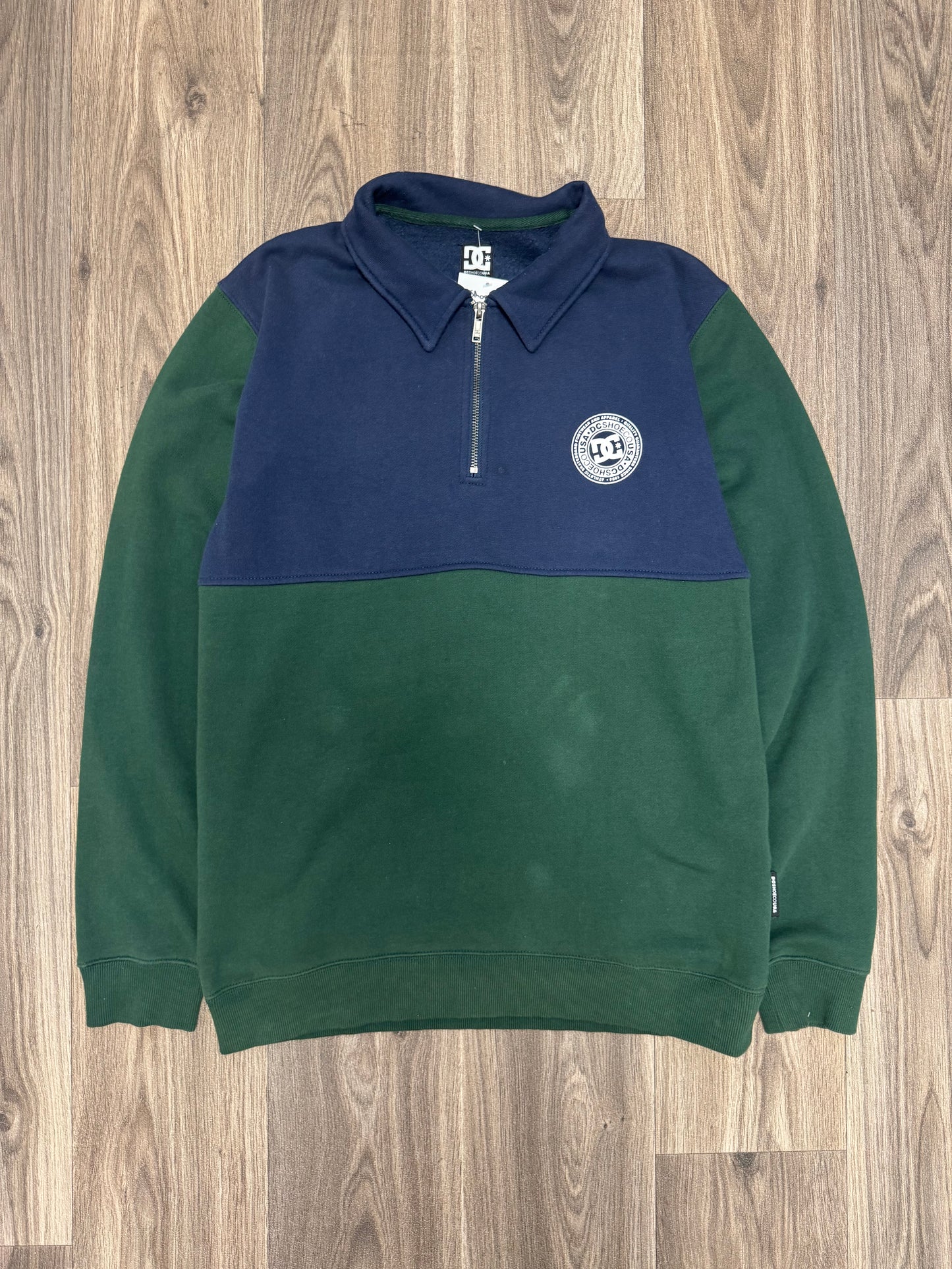 DCShoecoUSA Navy and Green 1/4 Zip